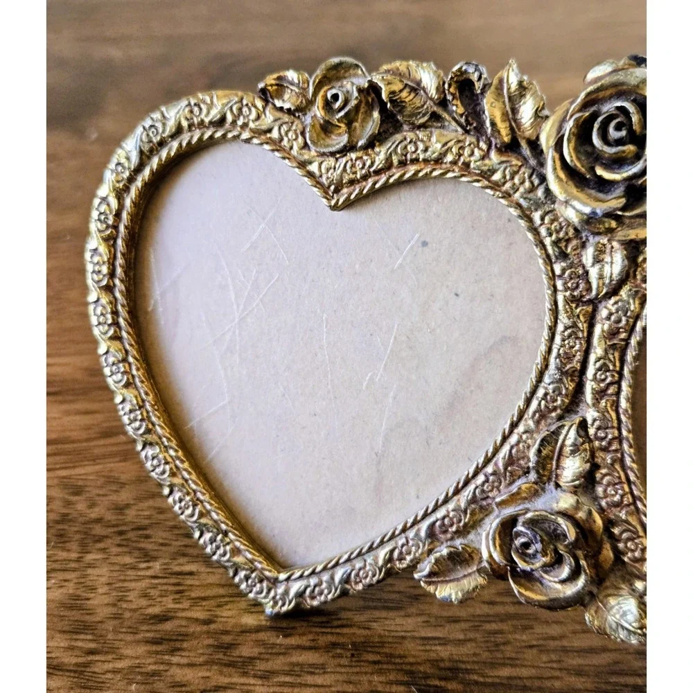 VINTAGE MATSON ORMOLU GOLD GUILT DOUBLE HEART ROSES PICTURE FRAME F1777